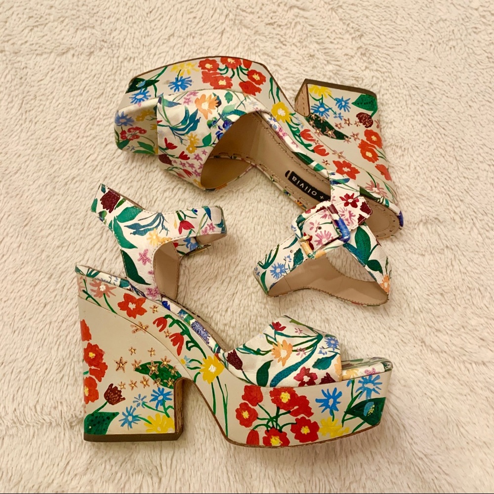 HP🎉Alice + Olivia Floral Heels